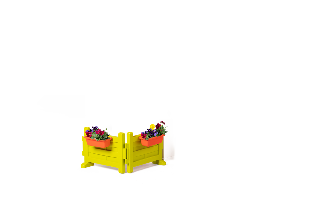 Házikó természetes My New House Smoby bővíthető 2 ablak zsalugáterrel 2 kerek ablak és felezett ajtó 135 cm magas UV szűrővel 2 évtől