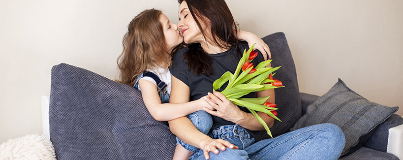 Mama, ezzel a szóval kezdődik minden