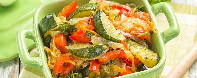 Padlizsános casserole parmezánnal és bazsalikomos pestóval