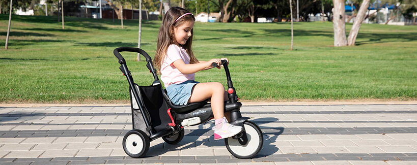 Tricikli vagy bébitaxi? Így fejlődik gyerkőcöd minden mozdulata